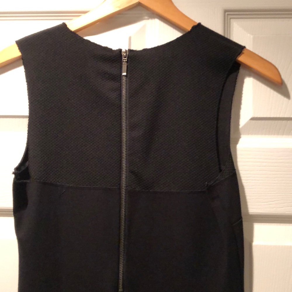 Dress - Picture 4 of 5